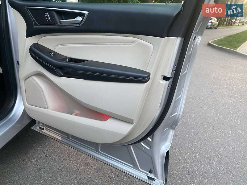 Позашляховик / Кросовер Ford Edge 2017 в Києві