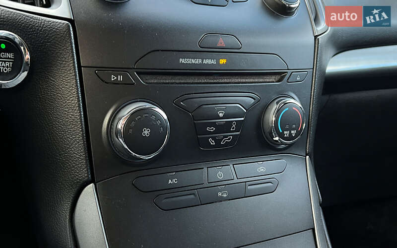 Внедорожник / Кроссовер Ford Edge 2016 в Львове