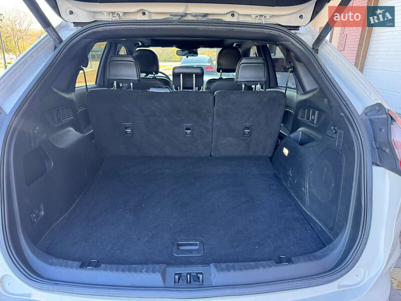 Позашляховик / Кросовер Ford Edge 2019 в Умані