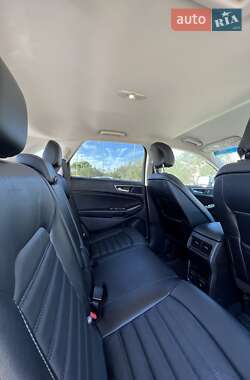 Позашляховик / Кросовер Ford Edge 2015 в Львові