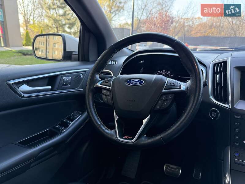 Позашляховик / Кросовер Ford Edge 2019 в Києві