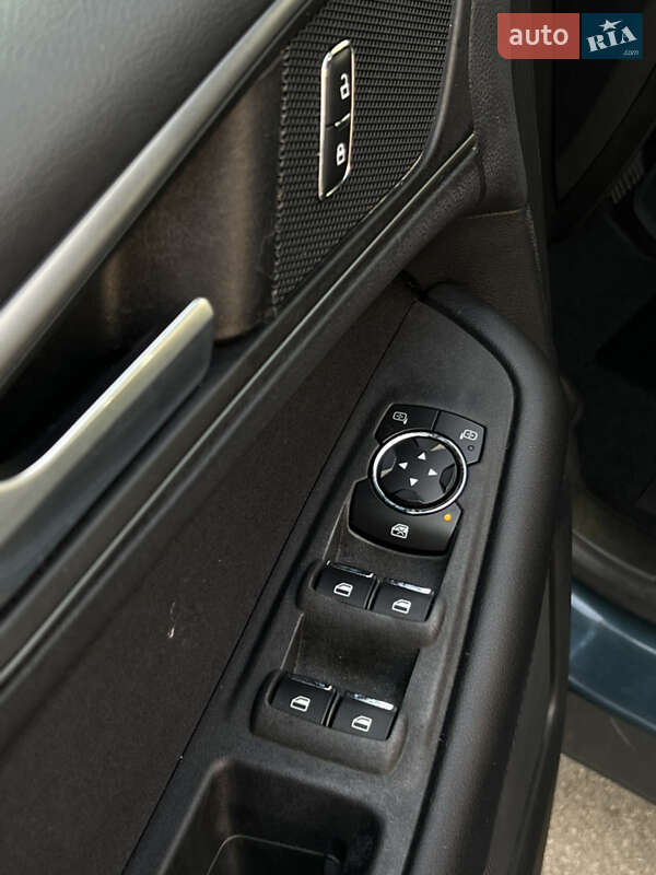 Позашляховик / Кросовер Ford Edge 2016 в Києві фото 13 Позашляховик / Кросовер Ford Edge 2016 в Києві