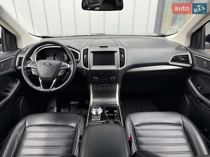 Внедорожник / Кроссовер Ford Edge 2018 в Владимире