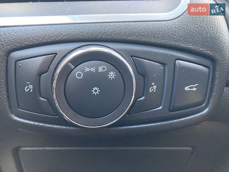 Позашляховик / Кросовер Ford Edge 2016 в Ковелі