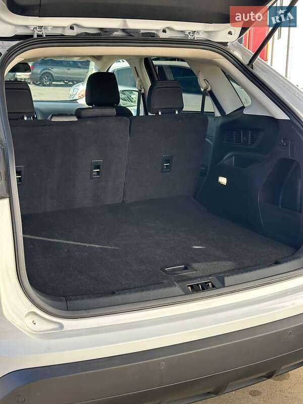 Позашляховик / Кросовер Ford Edge 2020 в Києві