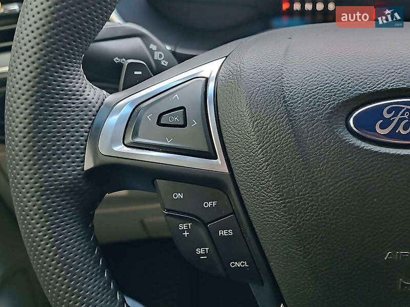 Позашляховик / Кросовер Ford Edge 2017 в Харкові