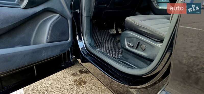 Позашляховик / Кросовер Ford Edge 2020 в Кременчуці