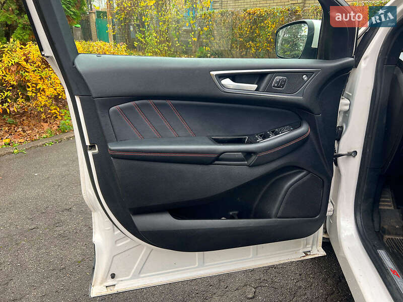 Внедорожник / Кроссовер Ford Edge 2019 в Киеве