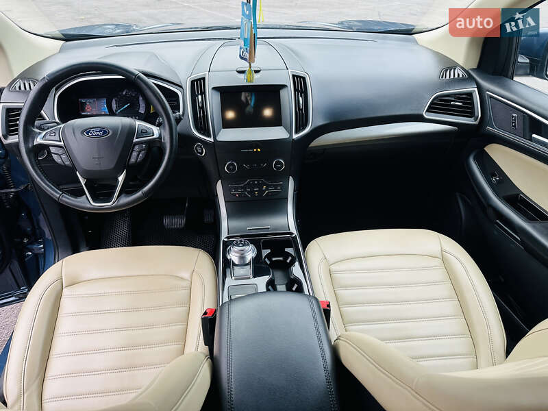 Внедорожник / Кроссовер Ford Edge 2018 в Каменском