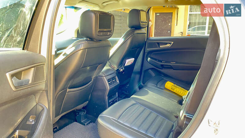 Позашляховик / Кросовер Ford Edge 2016 в Вишневому фото 10 Позашляховик / Кросовер Ford Edge 2016 в Вишневому