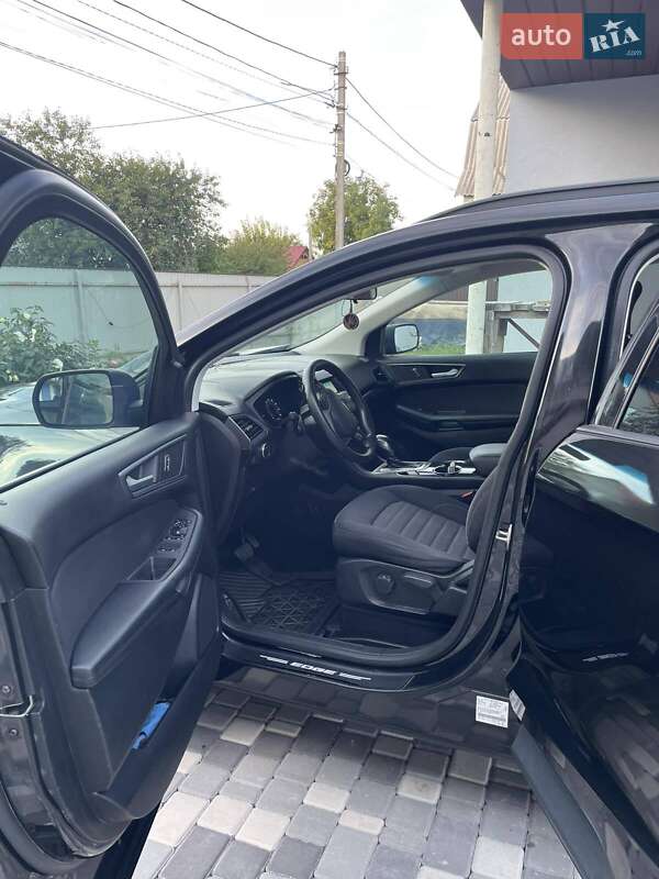 Позашляховик / Кросовер Ford Edge 2015 в Броварах