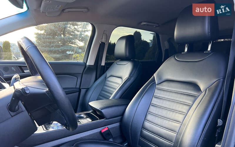 Внедорожник / Кроссовер Ford Edge 2019 в Львове