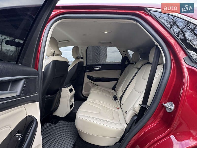 Внедорожник / Кроссовер Ford Edge 2016 в Киеве