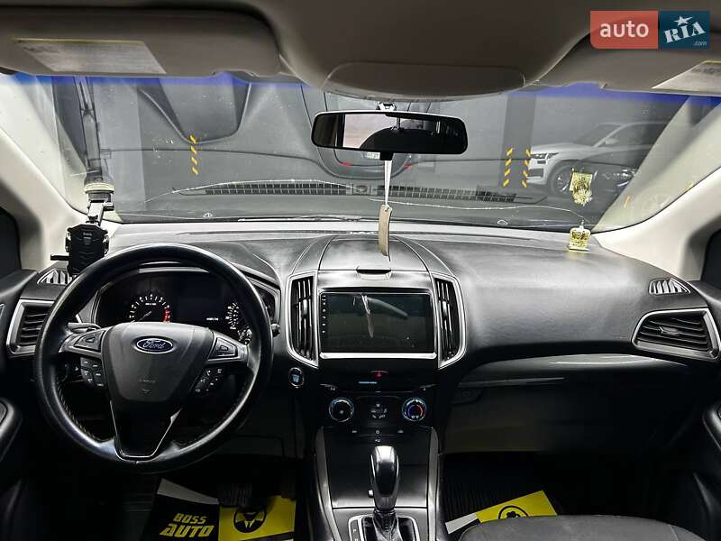 Позашляховик / Кросовер Ford Edge 2017 в Чернівцях