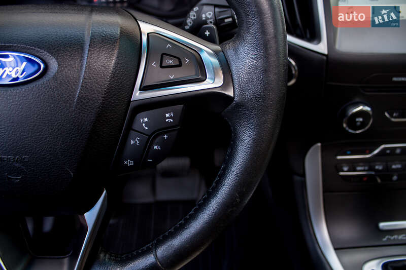 Внедорожник / Кроссовер Ford Edge 2017 в Жовкве