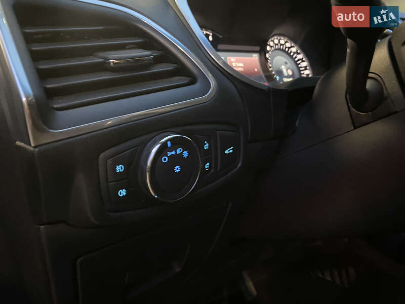 Позашляховик / Кросовер Ford Edge 2016 в Одесі