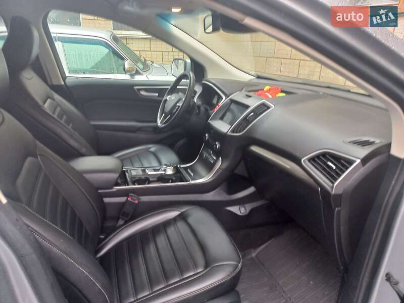 Позашляховик / Кросовер Ford Edge 2020 в Умані
