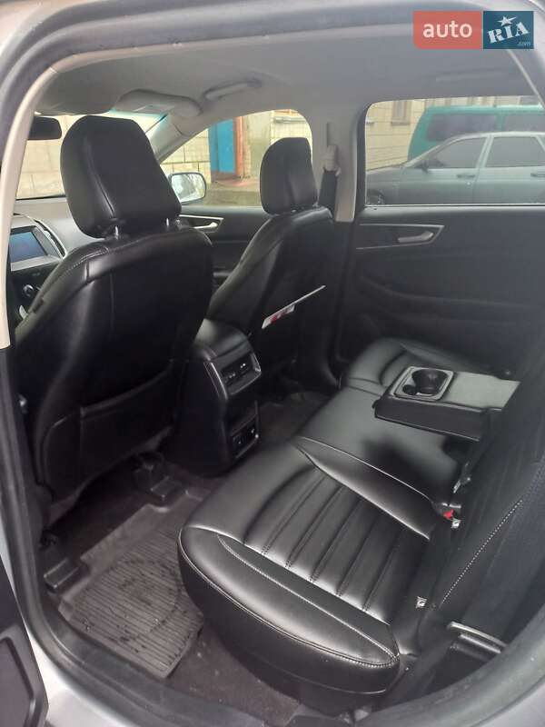 Позашляховик / Кросовер Ford Edge 2020 в Умані