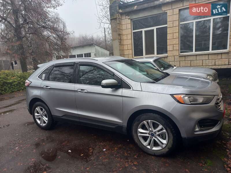 Позашляховик / Кросовер Ford Edge 2020 в Умані