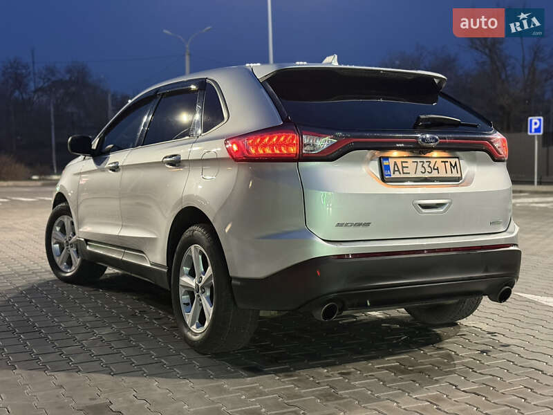 Позашляховик / Кросовер Ford Edge 2016 в Дніпрі