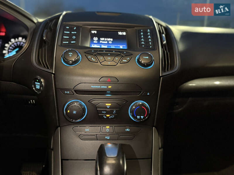 Позашляховик / Кросовер Ford Edge 2016 в Дніпрі