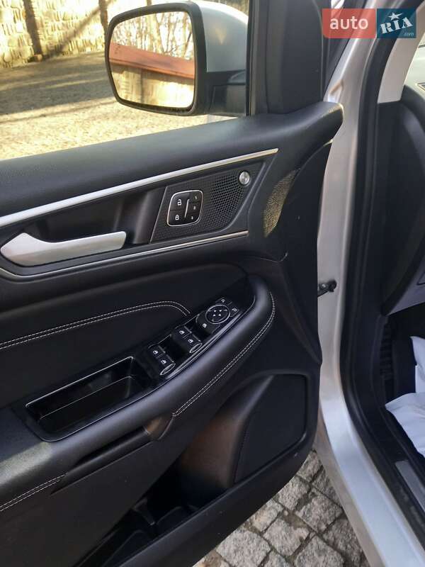 Позашляховик / Кросовер Ford Edge 2019 в Чернівцях фото 13 Позашляховик / Кросовер Ford Edge 2019 в Чернівцях