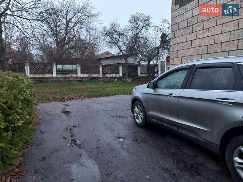 Позашляховик / Кросовер Ford Edge 2020 в Умані