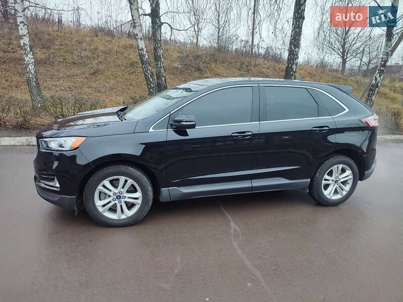 Внедорожник / Кроссовер Ford Edge 2019 в Остроге