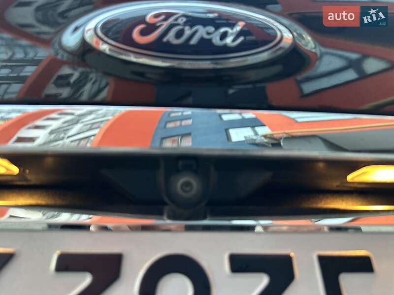 Внедорожник / Кроссовер Ford Edge 2019 в Хмельницком