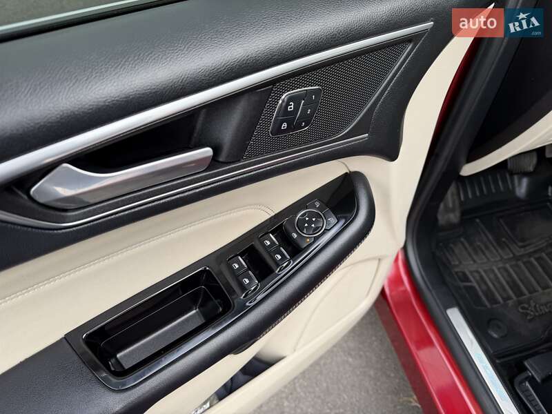 Позашляховик / Кросовер Ford Edge 2015 в Вінниці фото 42 Позашляховик / Кросовер Ford Edge 2015 в Вінниці