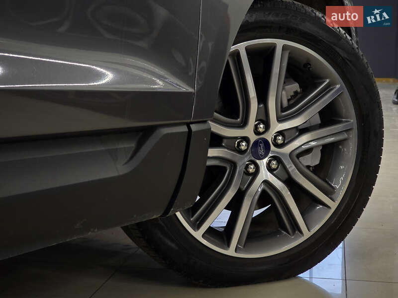 Внедорожник / Кроссовер Ford Edge 2021 в Николаеве