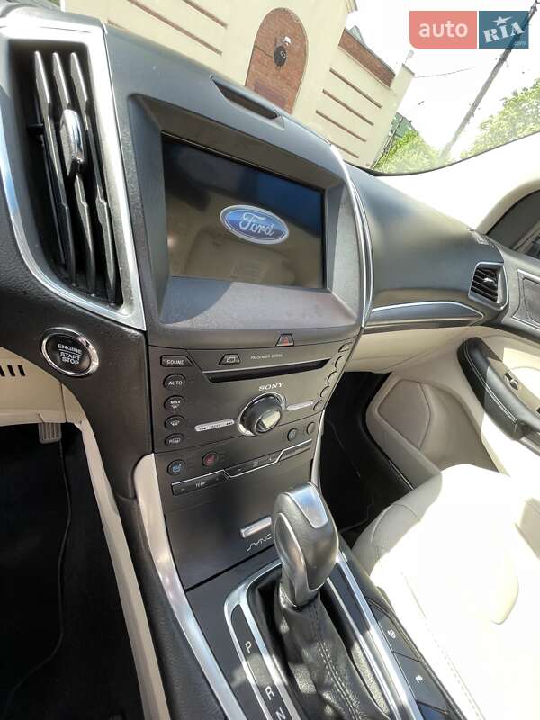 Позашляховик / Кросовер Ford Edge 2016 в Полтаві