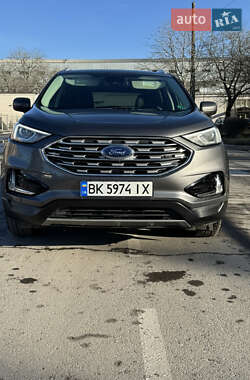 Позашляховик / Кросовер Ford Edge 2021 в Рівному