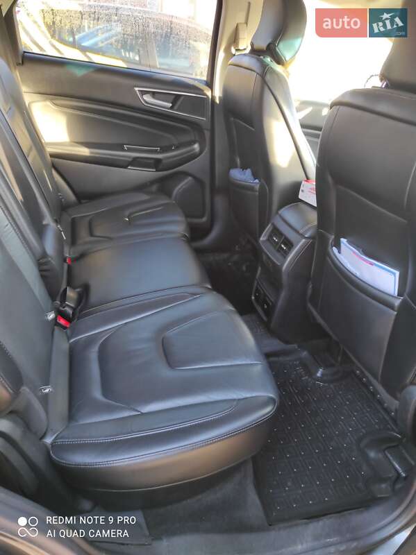 Позашляховик / Кросовер Ford Edge 2016 в Рівному