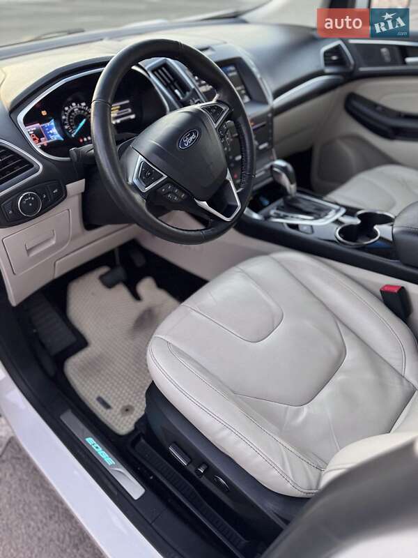 Внедорожник / Кроссовер Ford Edge 2016 в Киеве