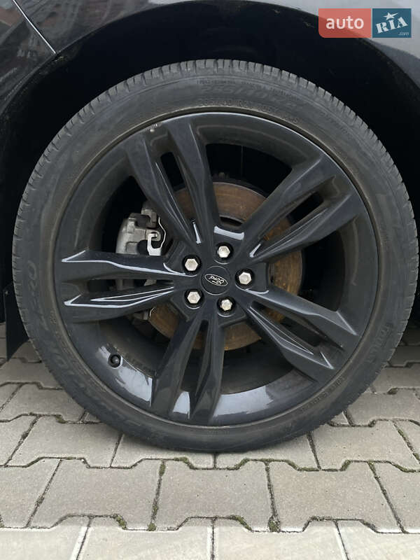 Внедорожник / Кроссовер Ford Edge 2019 в Софиевской Борщаговке