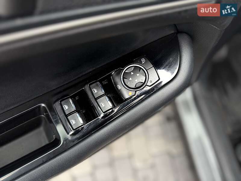 Внедорожник / Кроссовер Ford Edge 2020 в Львове