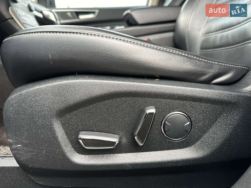 Внедорожник / Кроссовер Ford Edge 2017 в Киеве