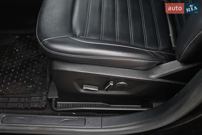 Внедорожник / Кроссовер Ford Edge 2018 в Кременчуге