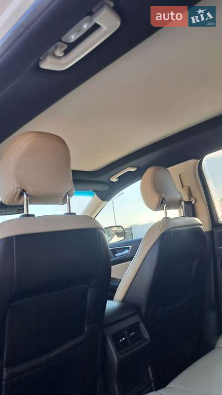 Позашляховик / Кросовер Ford Edge 2015 в Києві