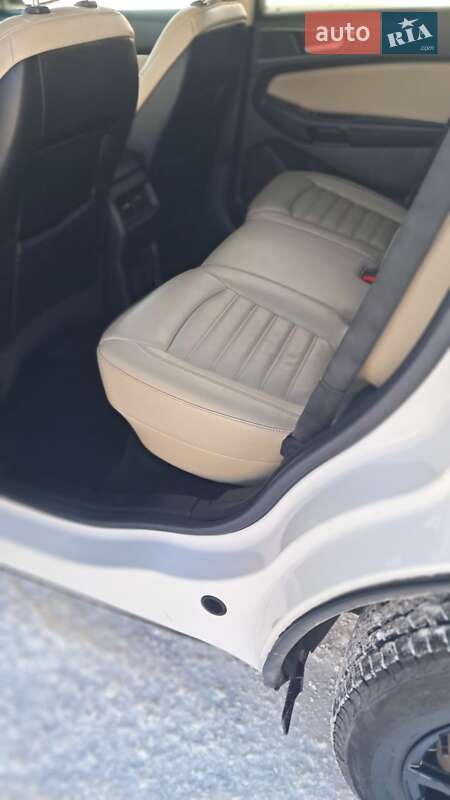 Позашляховик / Кросовер Ford Edge 2015 в Києві