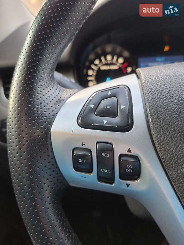 Внедорожник / Кроссовер Ford Edge 2014 в Киеве