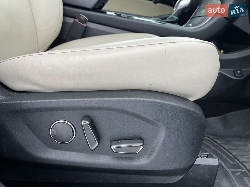 Позашляховик / Кросовер Ford Edge 2015 в Львові