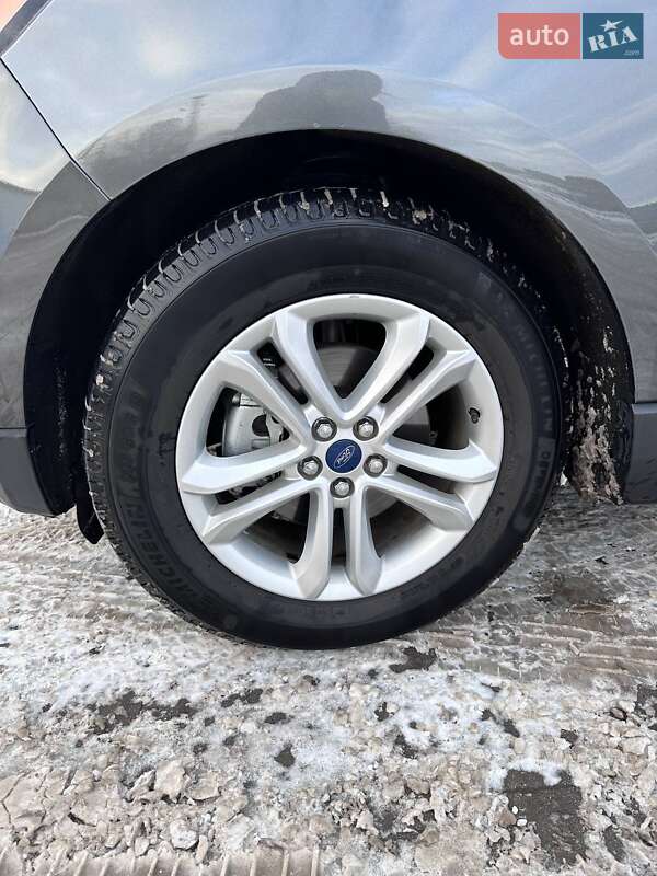 Позашляховик / Кросовер Ford Edge 2019 в Володимирі фото 5 Позашляховик / Кросовер Ford Edge 2019 в Володимирі