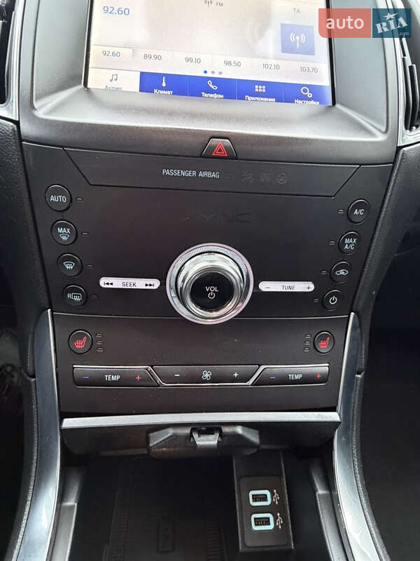 Внедорожник / Кроссовер Ford Edge 2020 в Дубно