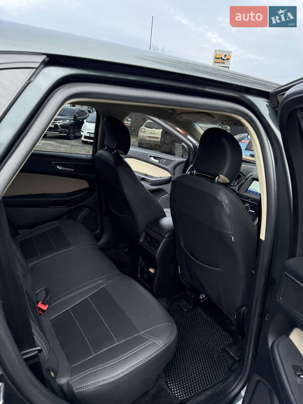 Позашляховик / Кросовер Ford Edge 2015 в Дніпрі