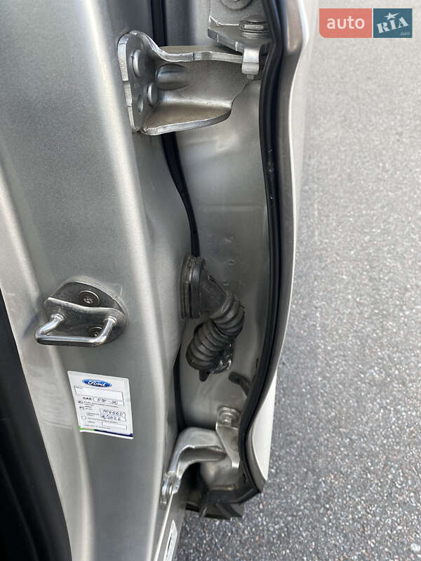 Внедорожник / Кроссовер Ford Edge 2017 в Киеве