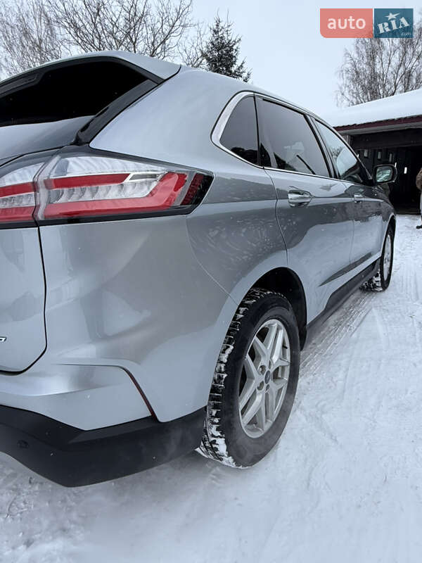 Внедорожник / Кроссовер Ford Edge 2022 в Дубно