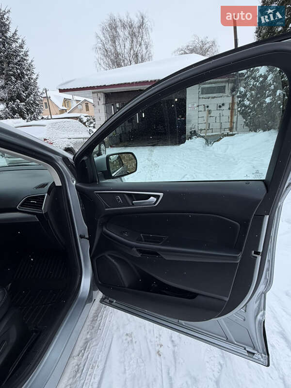 Внедорожник / Кроссовер Ford Edge 2022 в Дубно