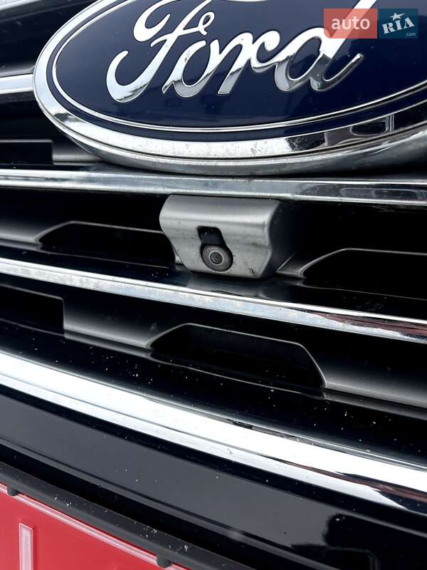 Внедорожник / Кроссовер Ford Edge 2019 в Владимире